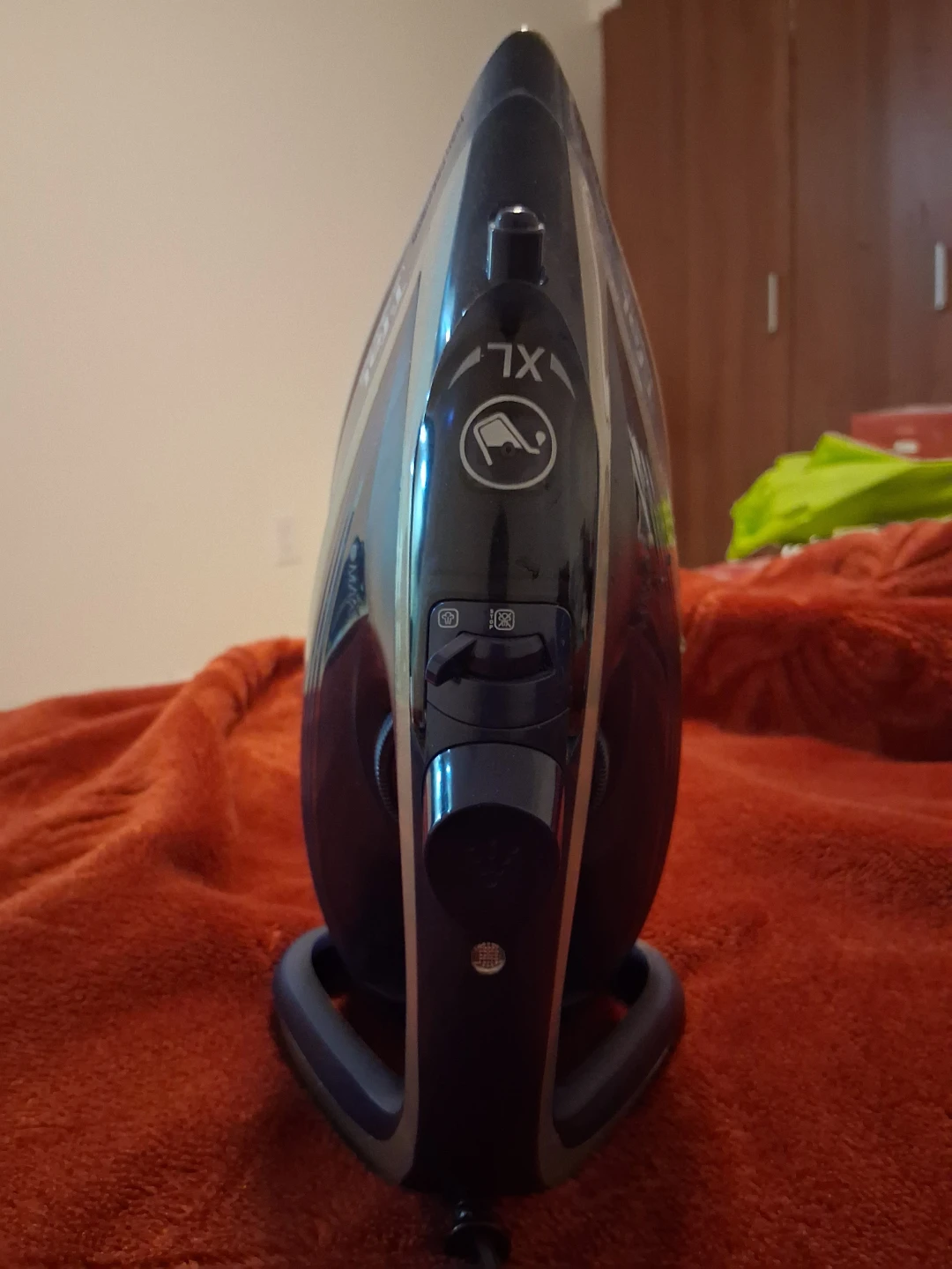 T-fal FV5846Q0/AM0-1822 Durilium Airglide Iron