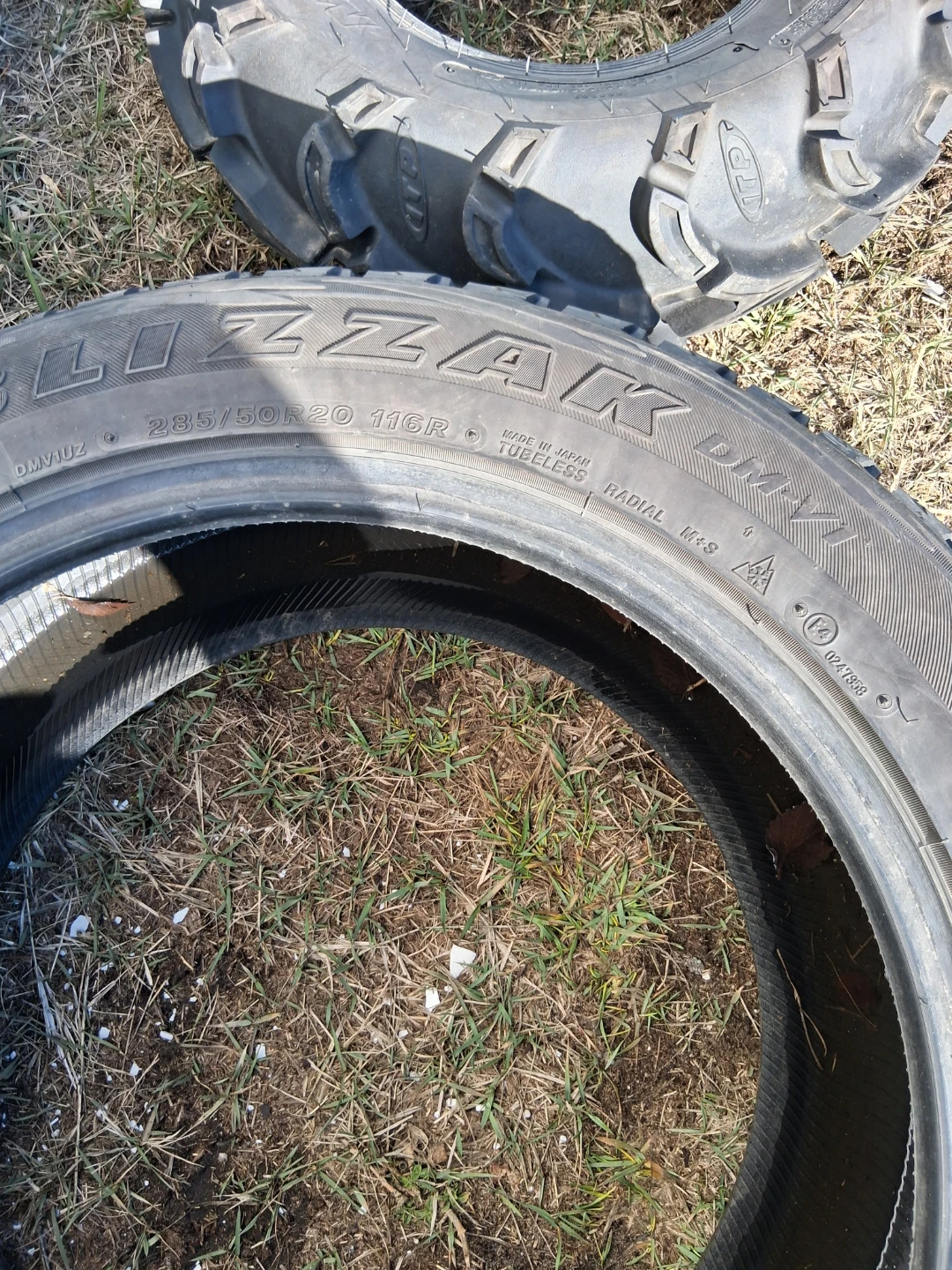 Blizzak 285/50R20 Winter Tires - photo 2