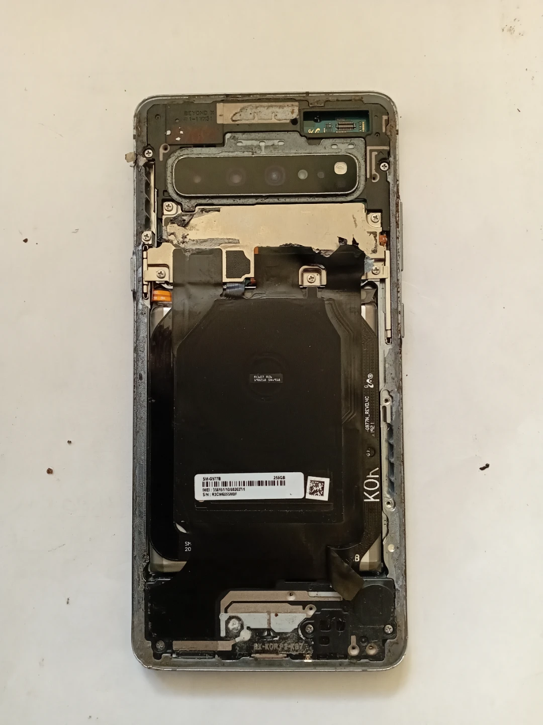 Galaxy s10+ 5g  for parts - photo 2