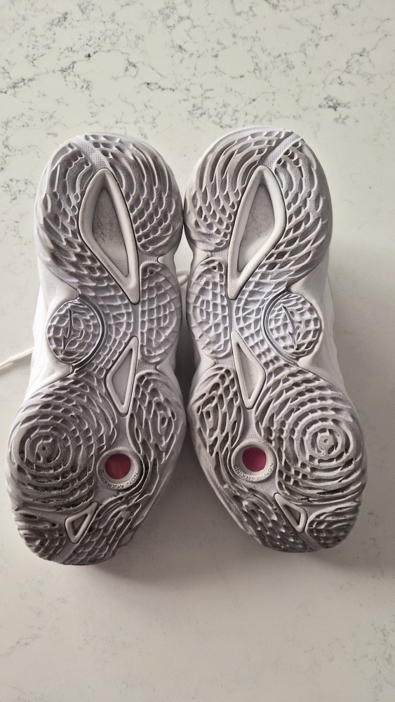 Mizuno Wave Momentum 3 - women 7.5/men 5.5 - photo 4
