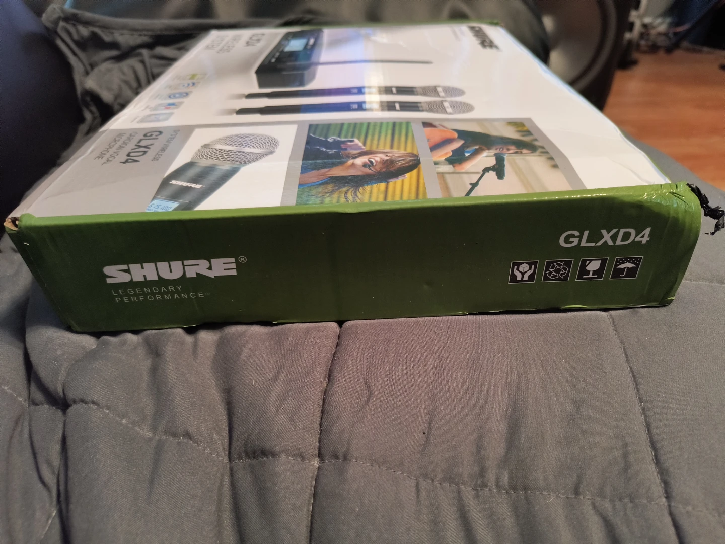 Shure GLXD4 Wireless Microphone System brand new inbox - photo 4