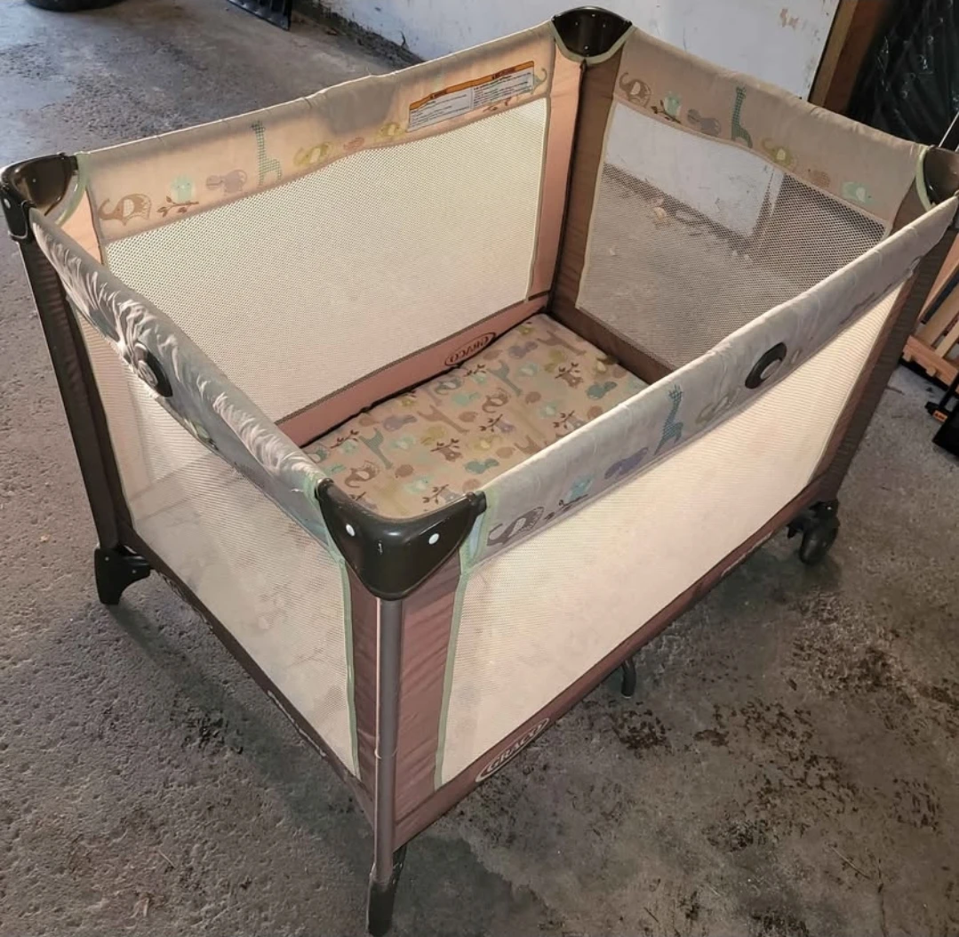 Graco playpen - photo 3