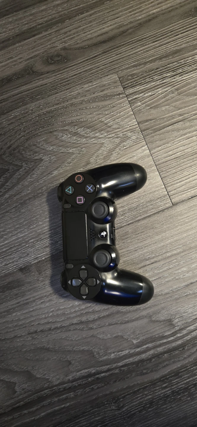 Sony PlayStation 4 Console with DualShock 4 Controller - photo 4