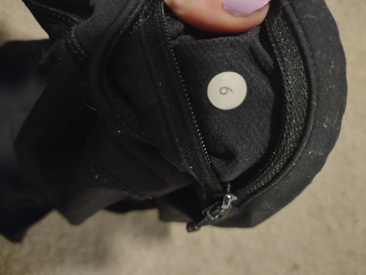 Lululemon Black Capri leggings Size 6 - photo 3
