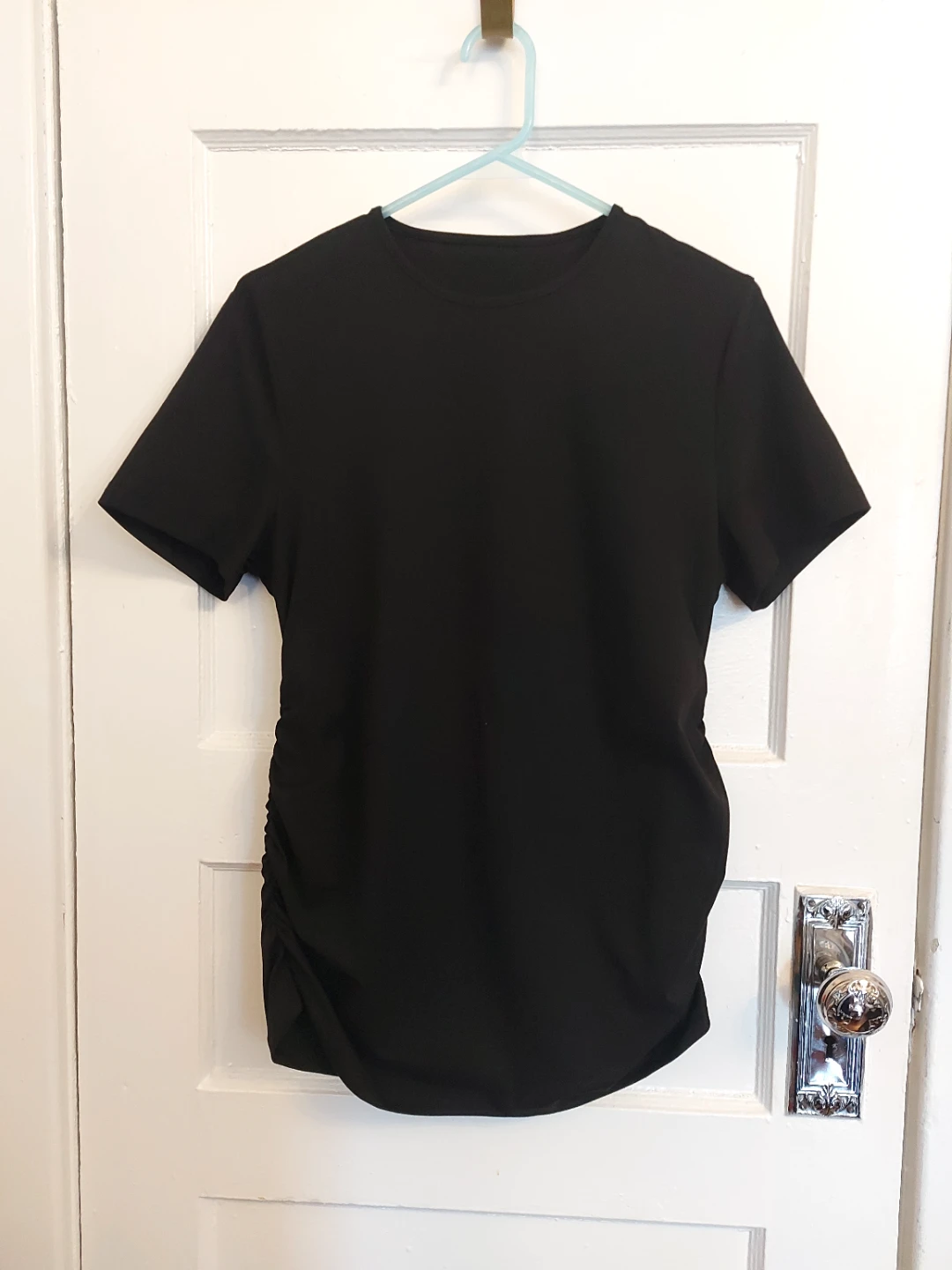2 Maternity T-Shirts - photo 2