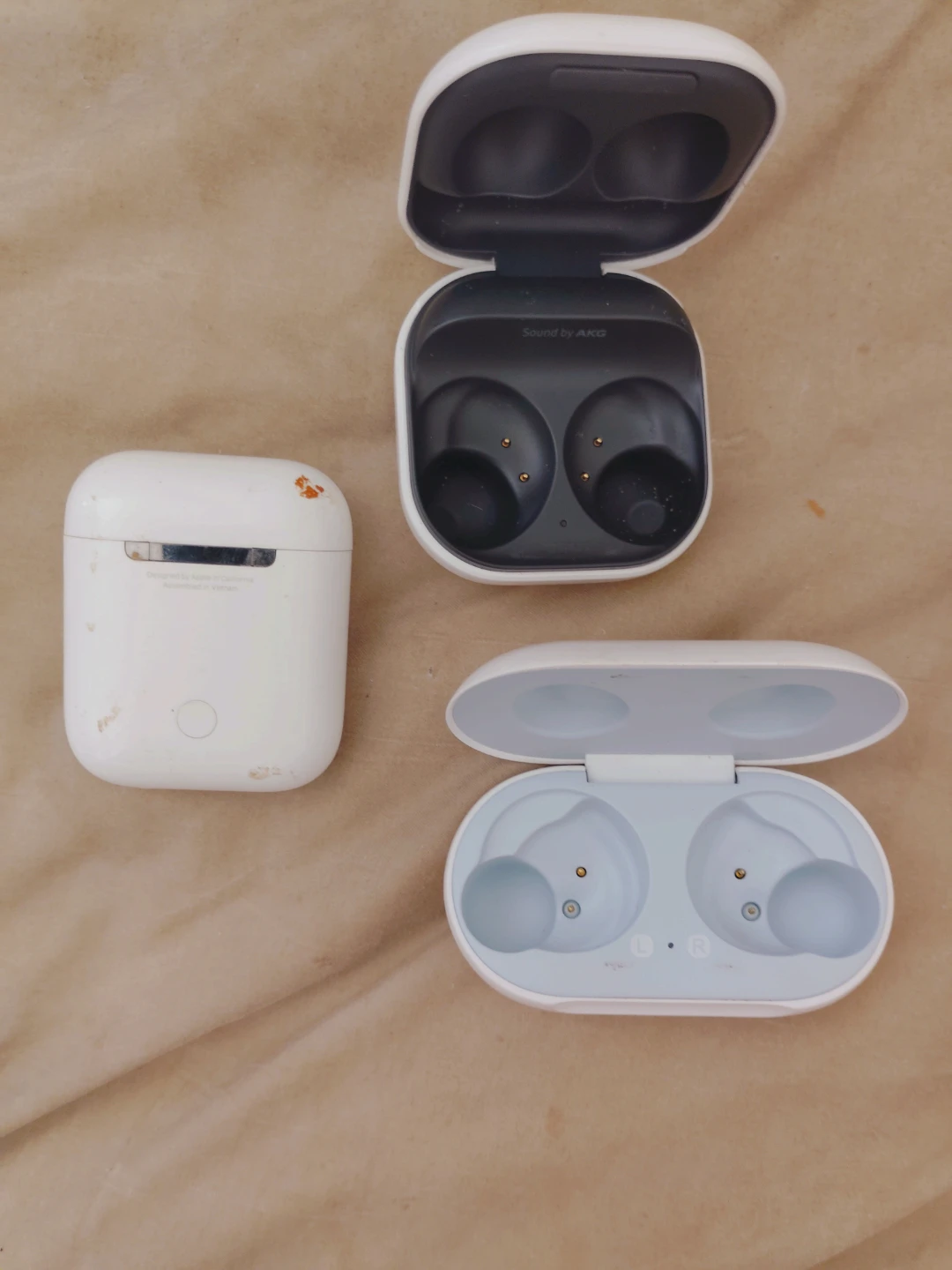 Samsung and Apple charging cases