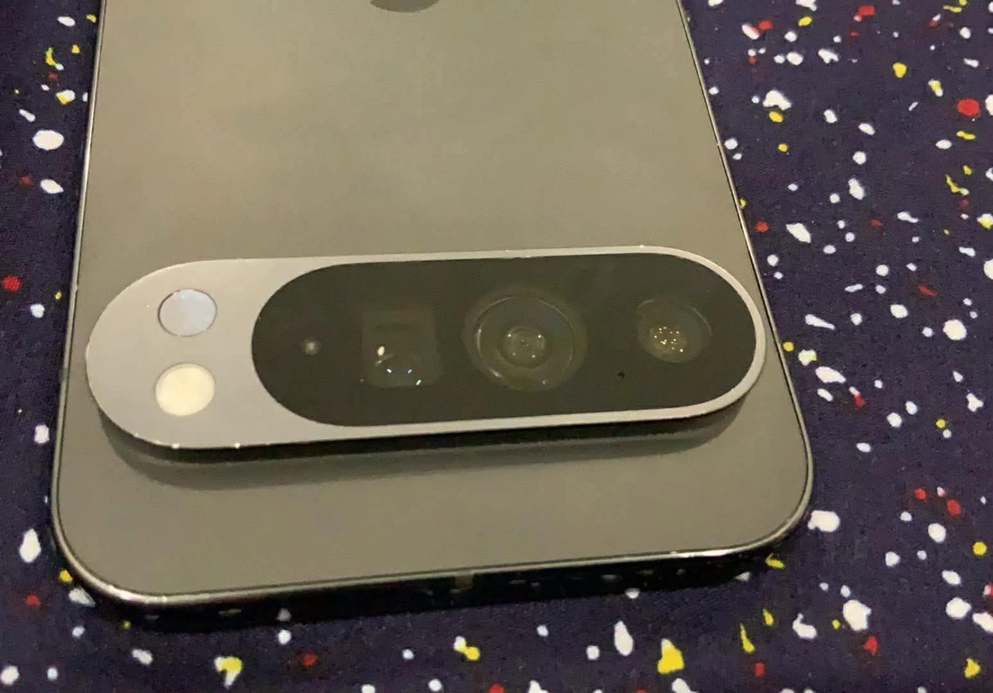 Pixel 9 Pro XL - photo 3