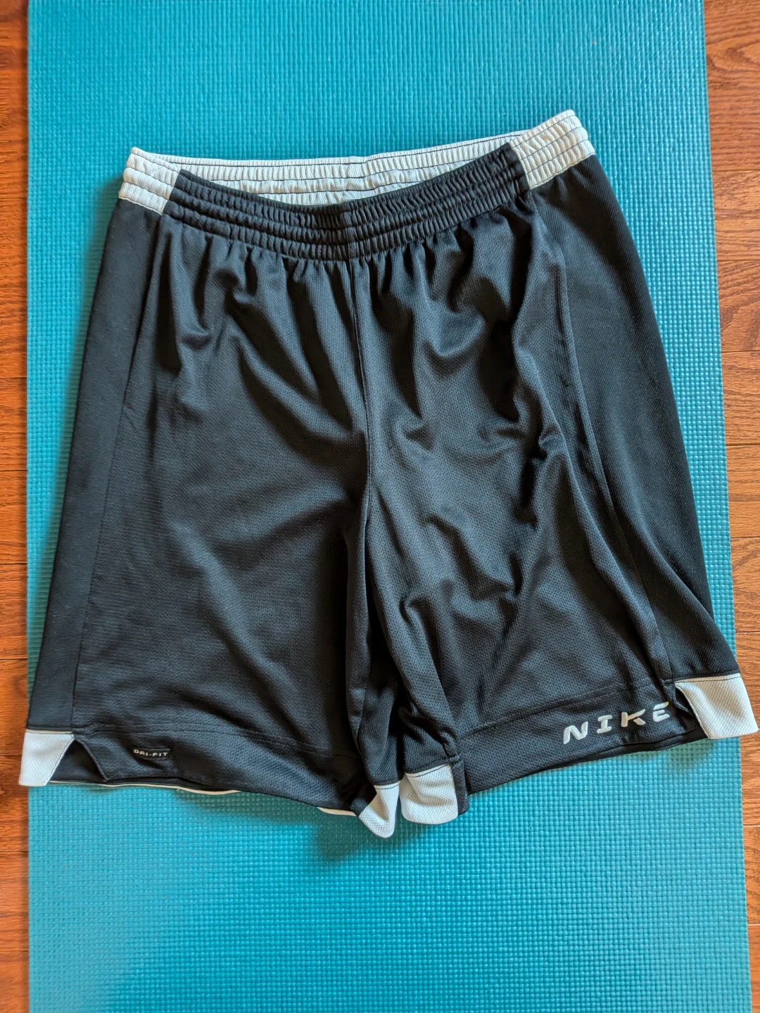 Nike dri fit basketball shorts