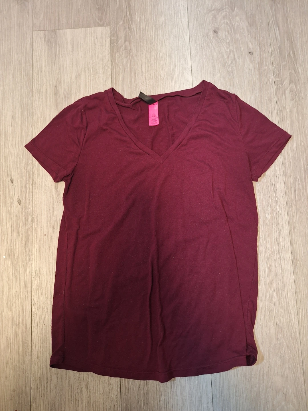 La Senza V-Neck T-Shirt - Burgundy - Size M