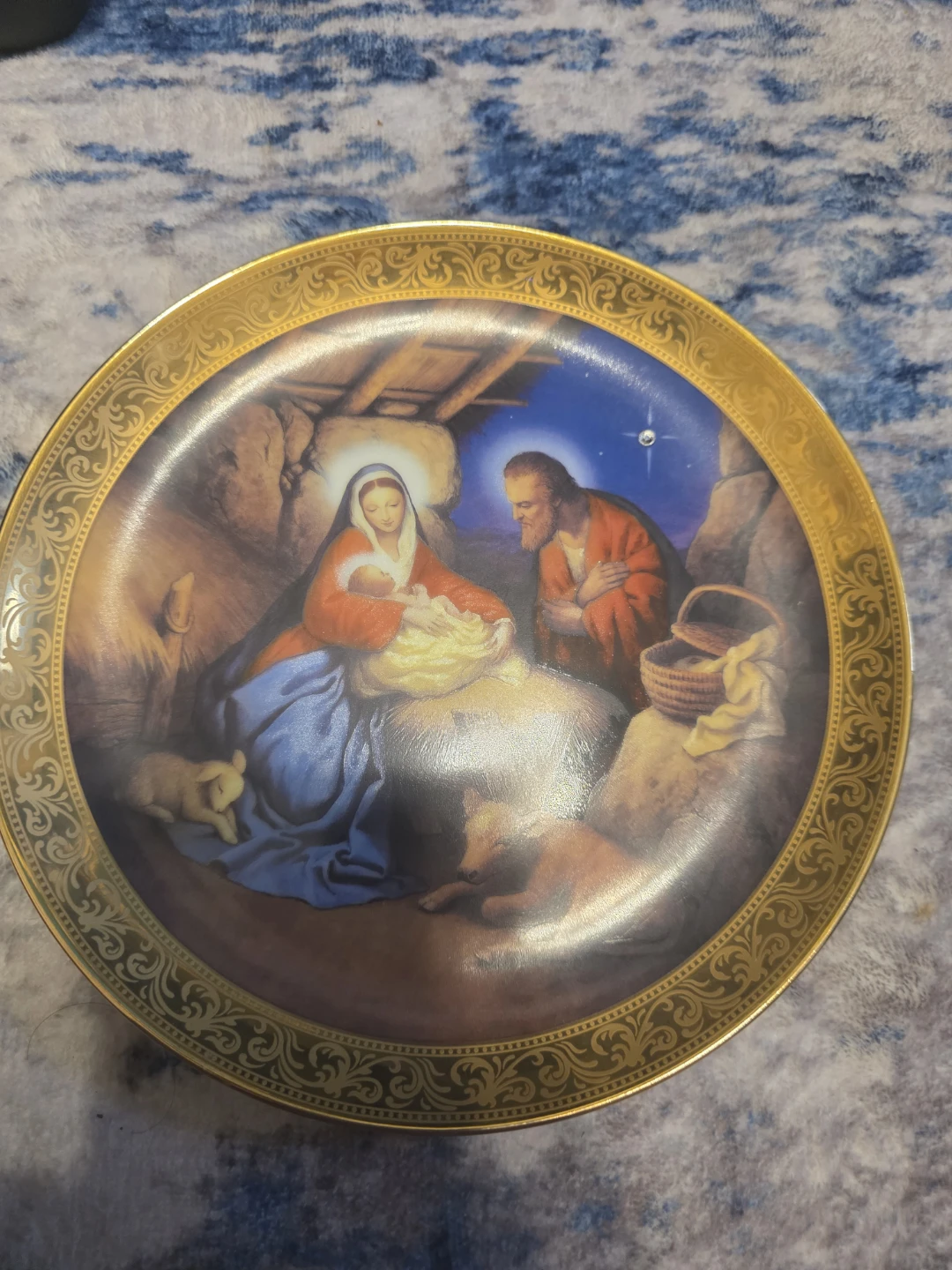 1987 Edna Hibel Christmas Plate The Flight Into Egypt