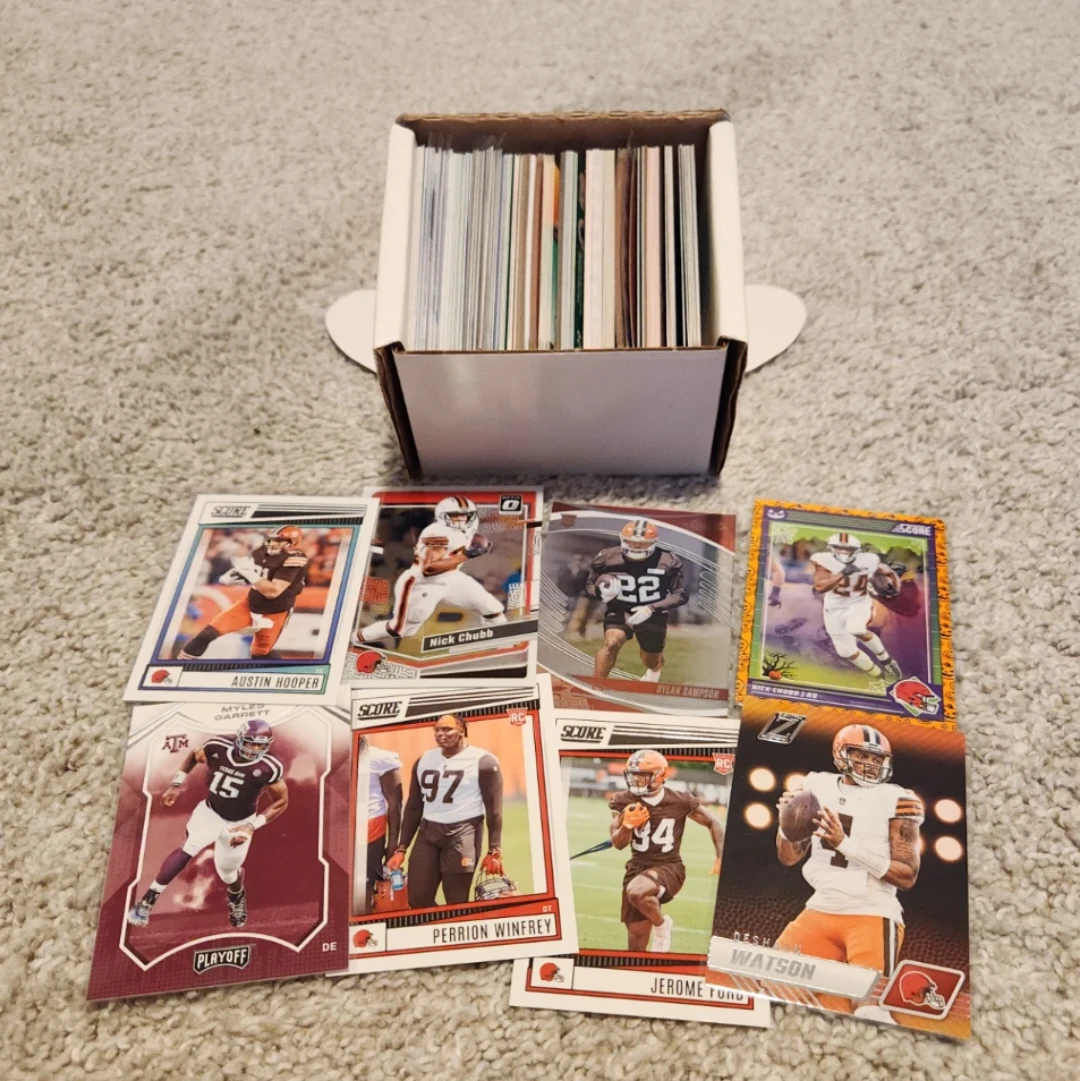 Cleveland Browns, 200 Football Cards Team lot - photo 2