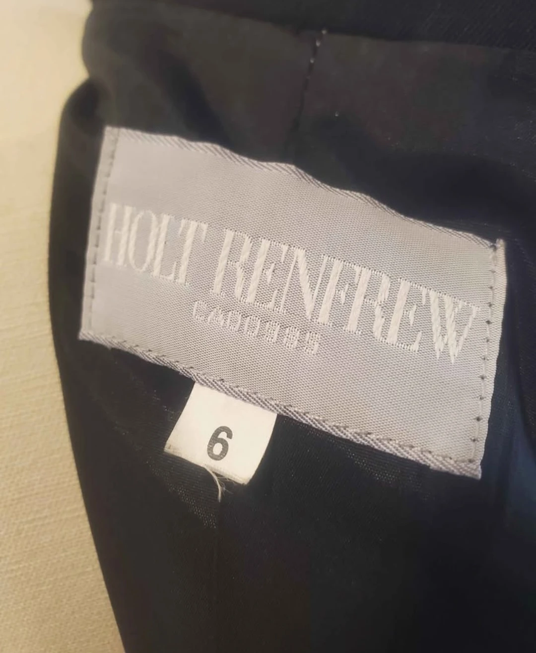 Holt Renfrew Women's Blazer Size 6 - photo 3