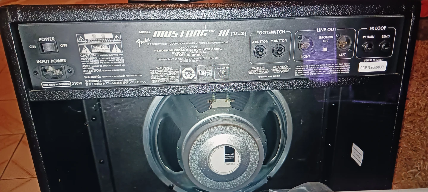 Fender Mustang III Guitar Amplifier - photo 2