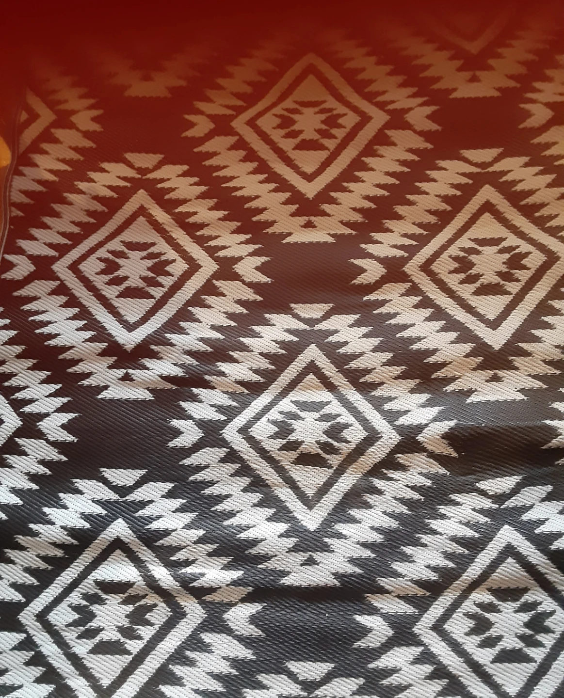 Patterned Area Rug - photo 2