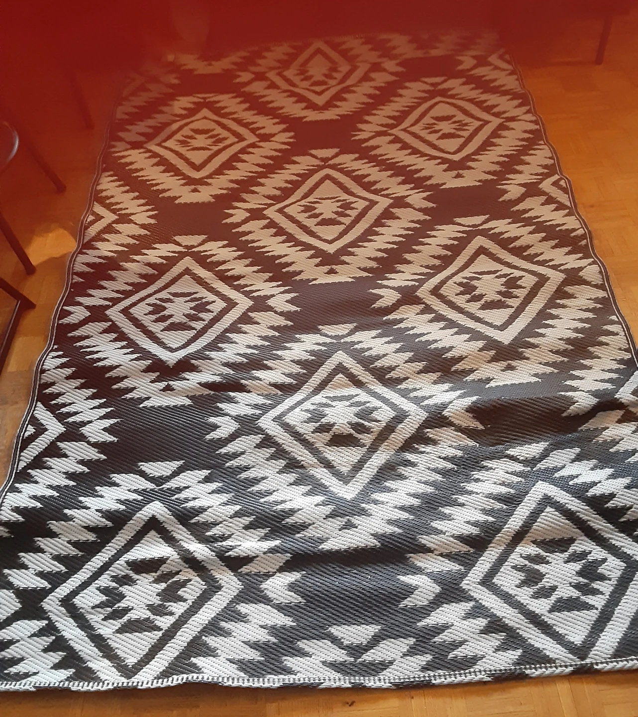Patterned Area Rug - photo 3