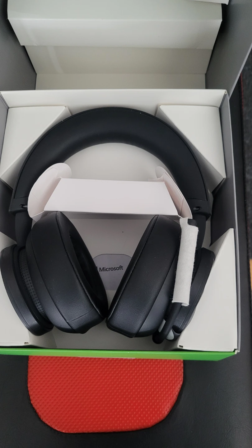 Xbox Wireless Stereo Headset - photo 2