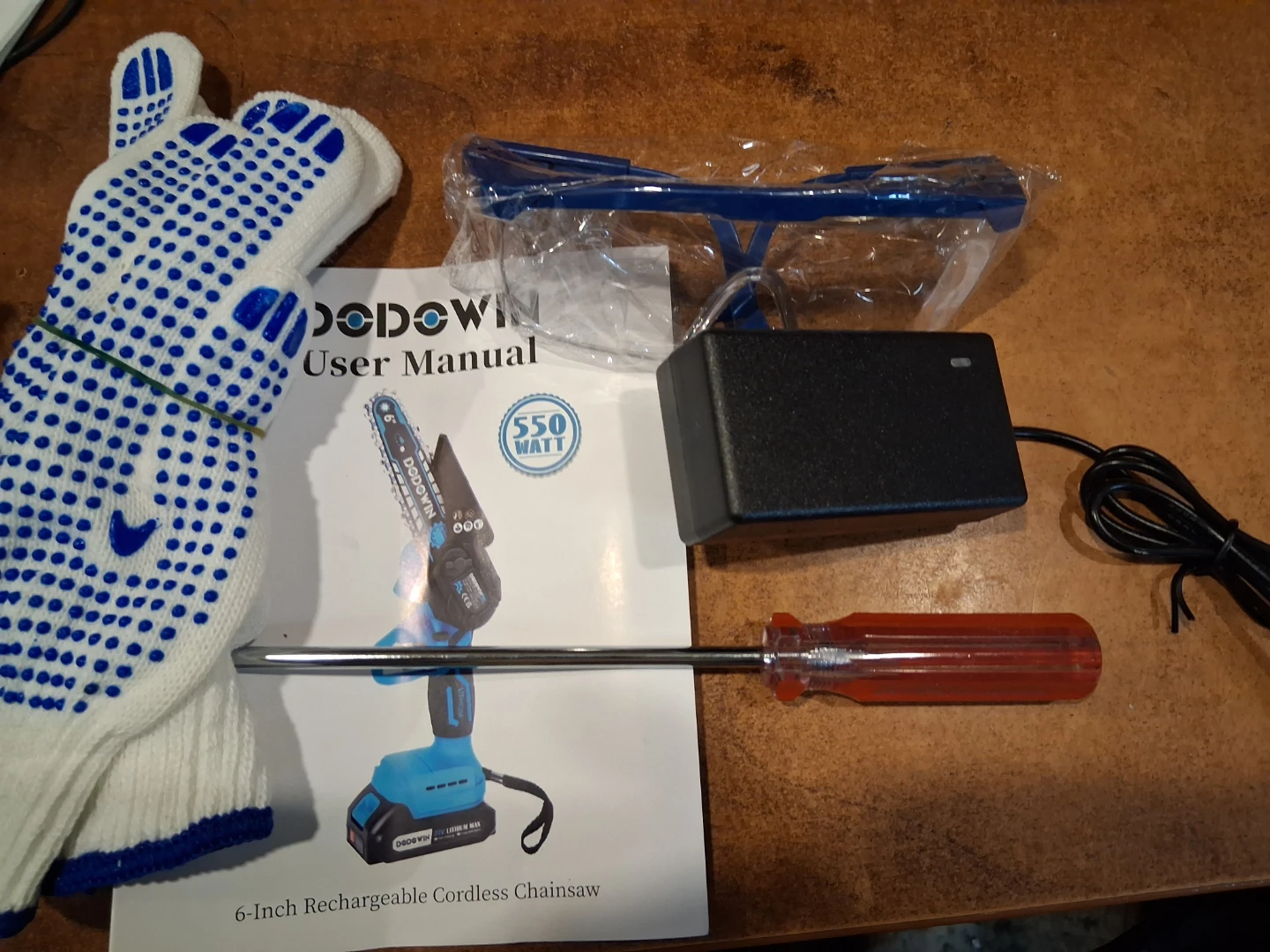 DODOWIN 6-Inch 21V Lithium Max Rechargeable Cordless Chainsaw - photo 4