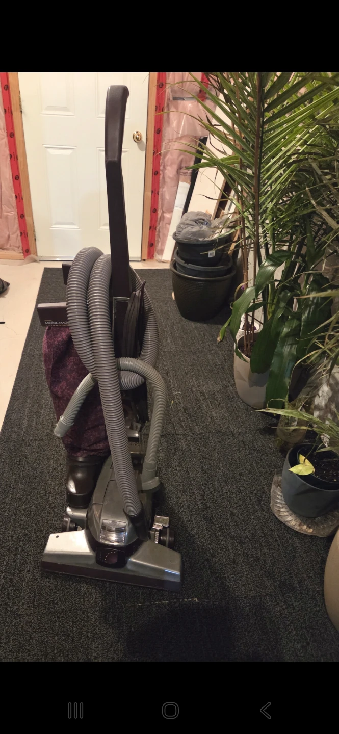 Kirby Vacuum Cleaner - photo 2