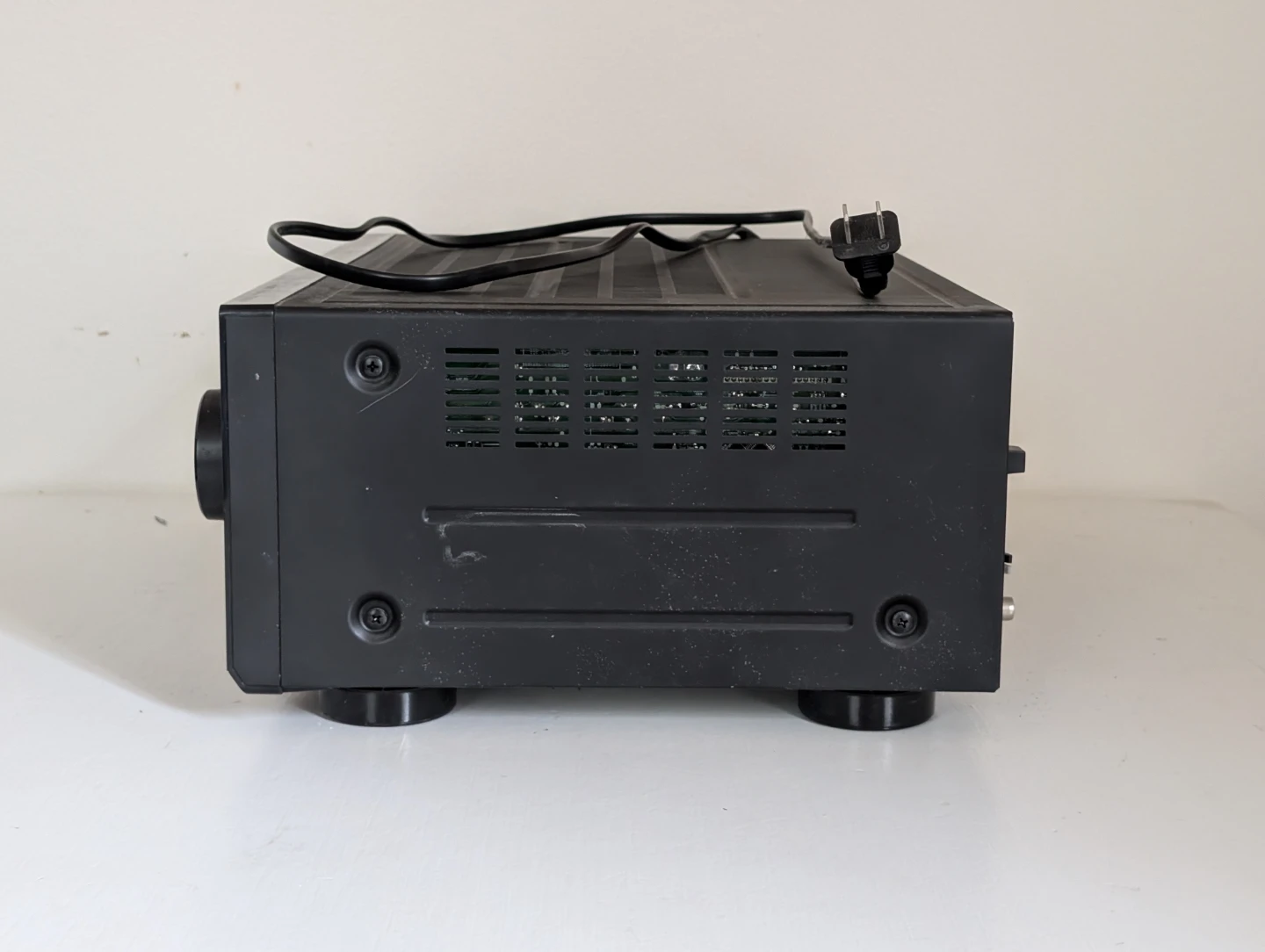 Pioneer VSX-530 AV Receiver with Remote - photo 3