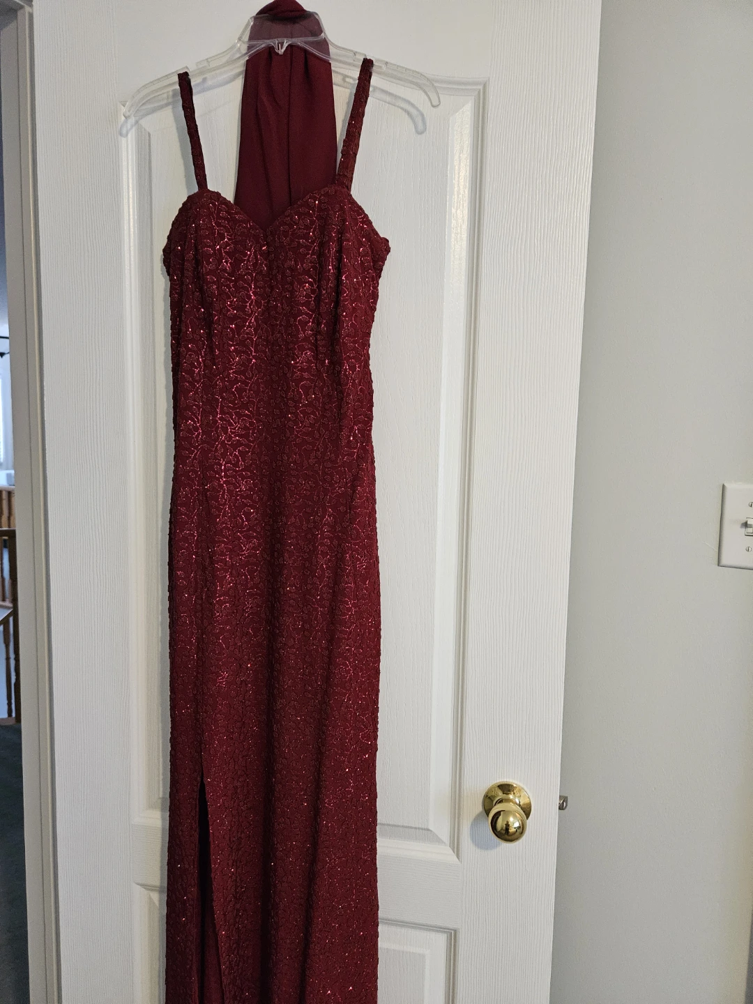 Invitto Haute Couture Red Beaded Gown with Scarf Size 42 - photo 2