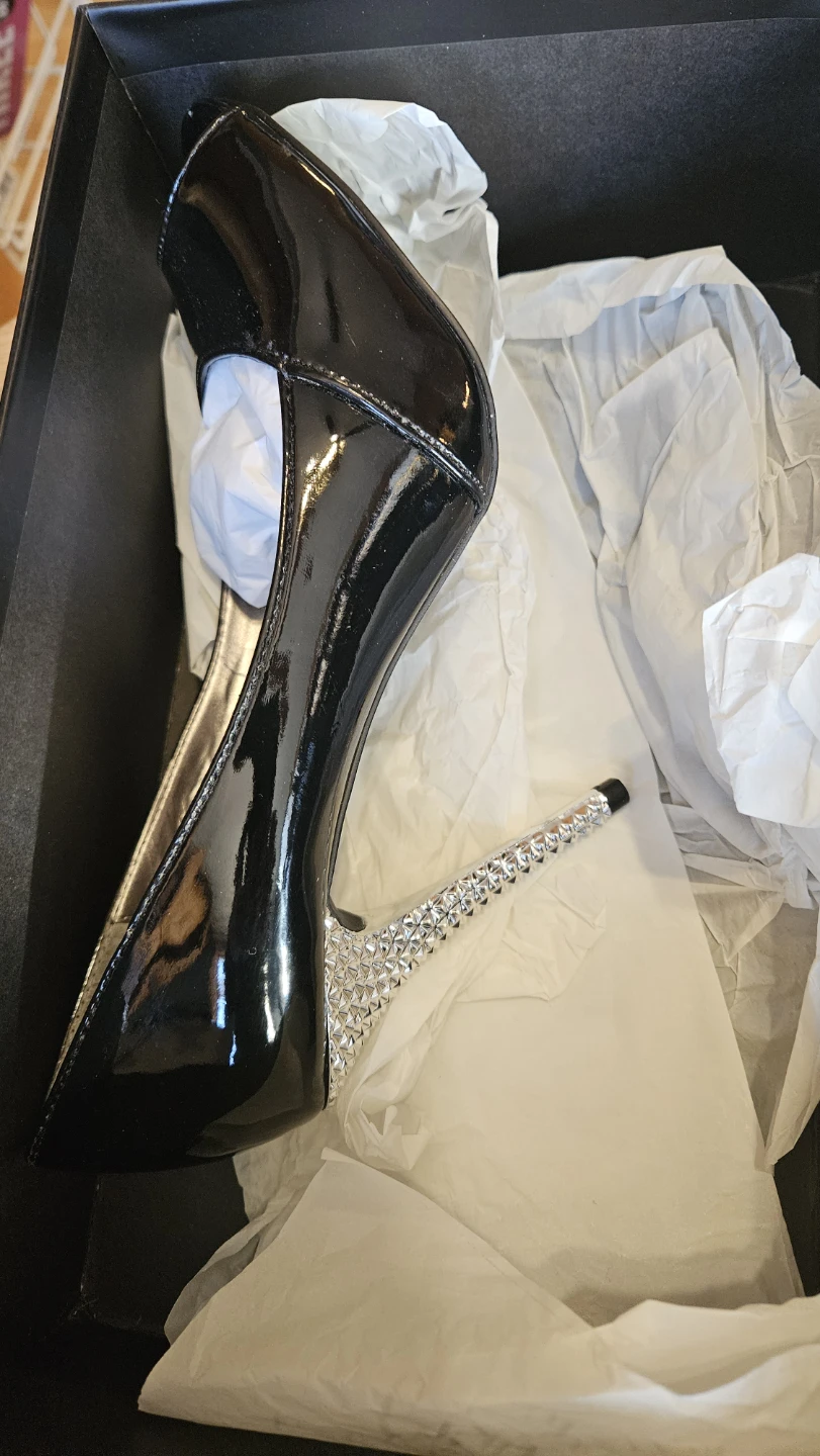 Elizabeth and James Black Patent Heels - photo 2