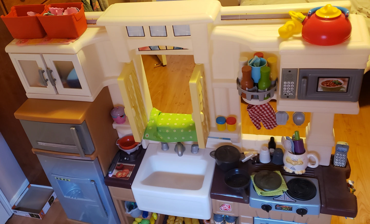 Step2 Kids Play Kitchen - photo 2