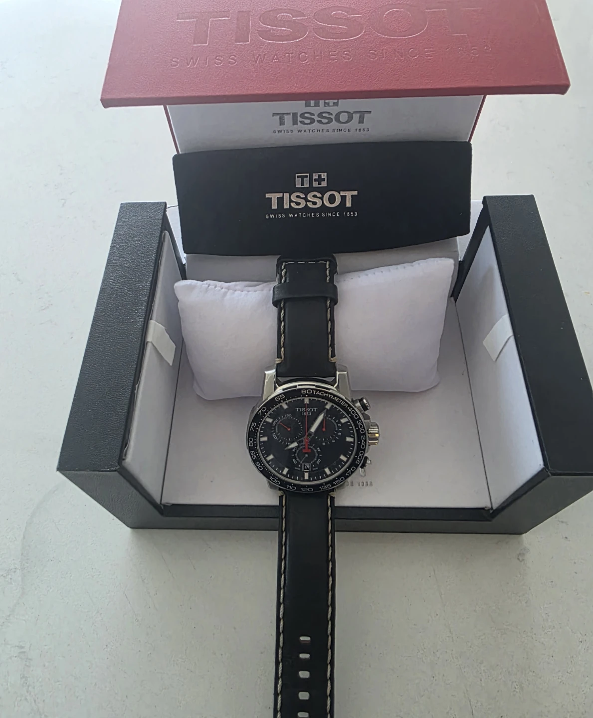 Tissot Chronograph Watch with Leather Strap - photo 3