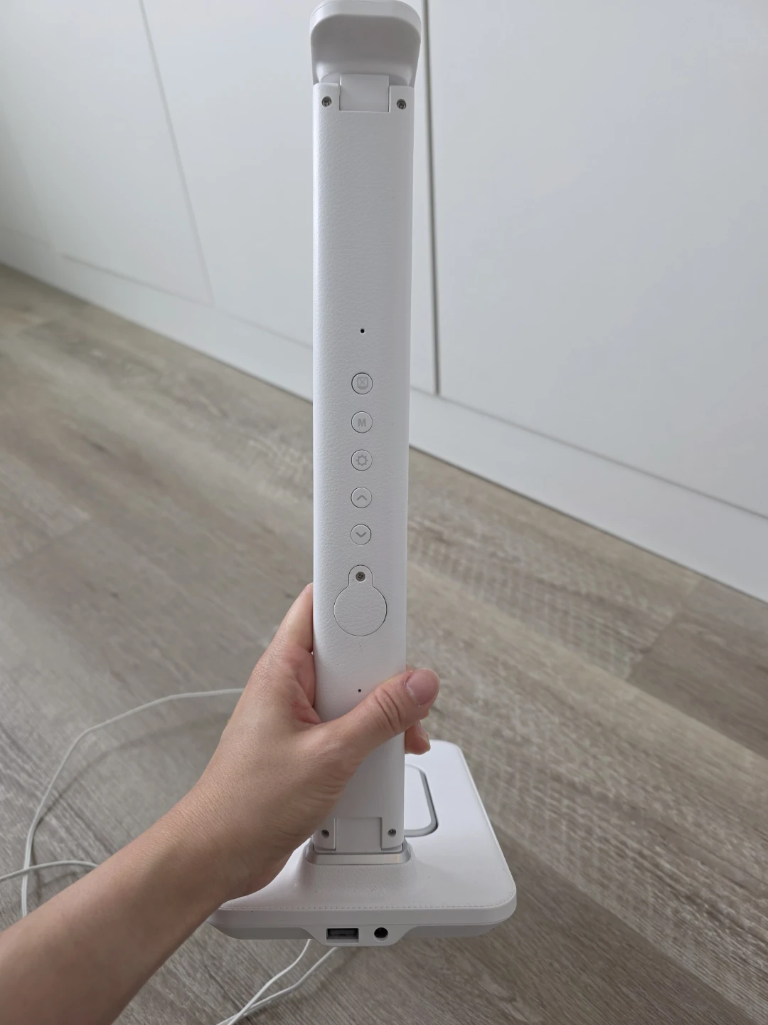 Costco LED Desk Lamp with Wireless Charging - photo 4