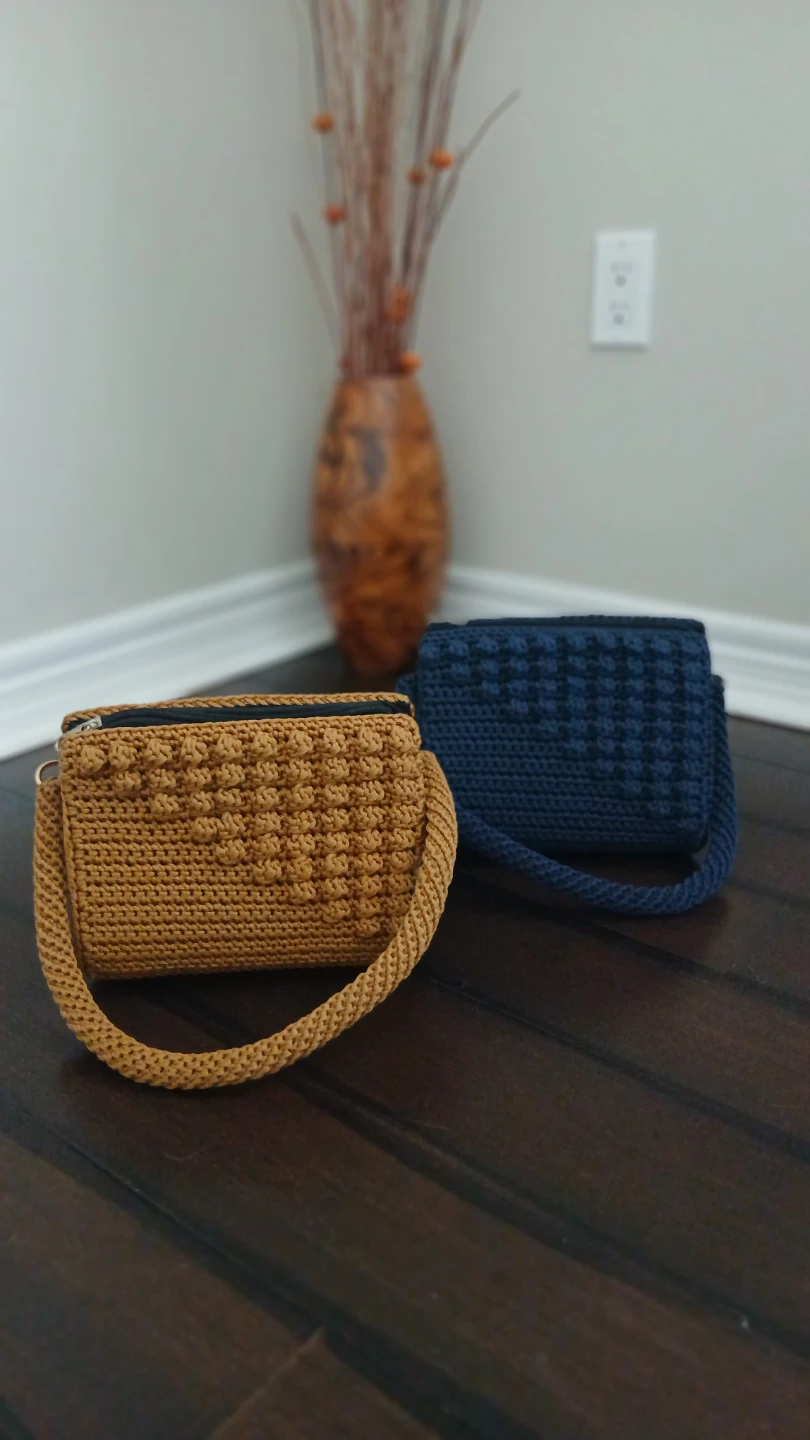 Hand-crocheted Tote Bag with Matching Clutch - photo 2