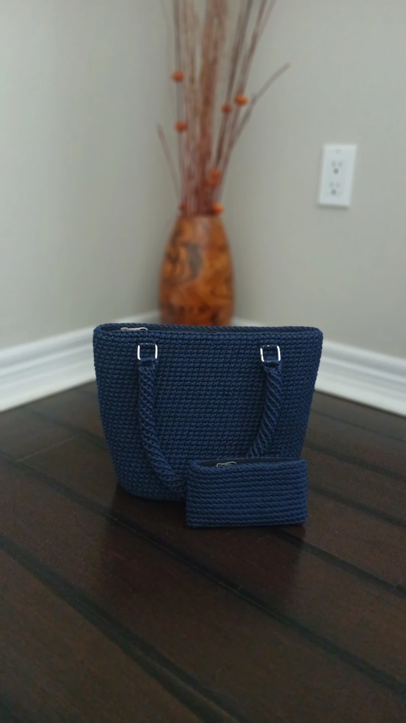 Hand-crocheted Tote Bag with Matching Clutch - photo 3
