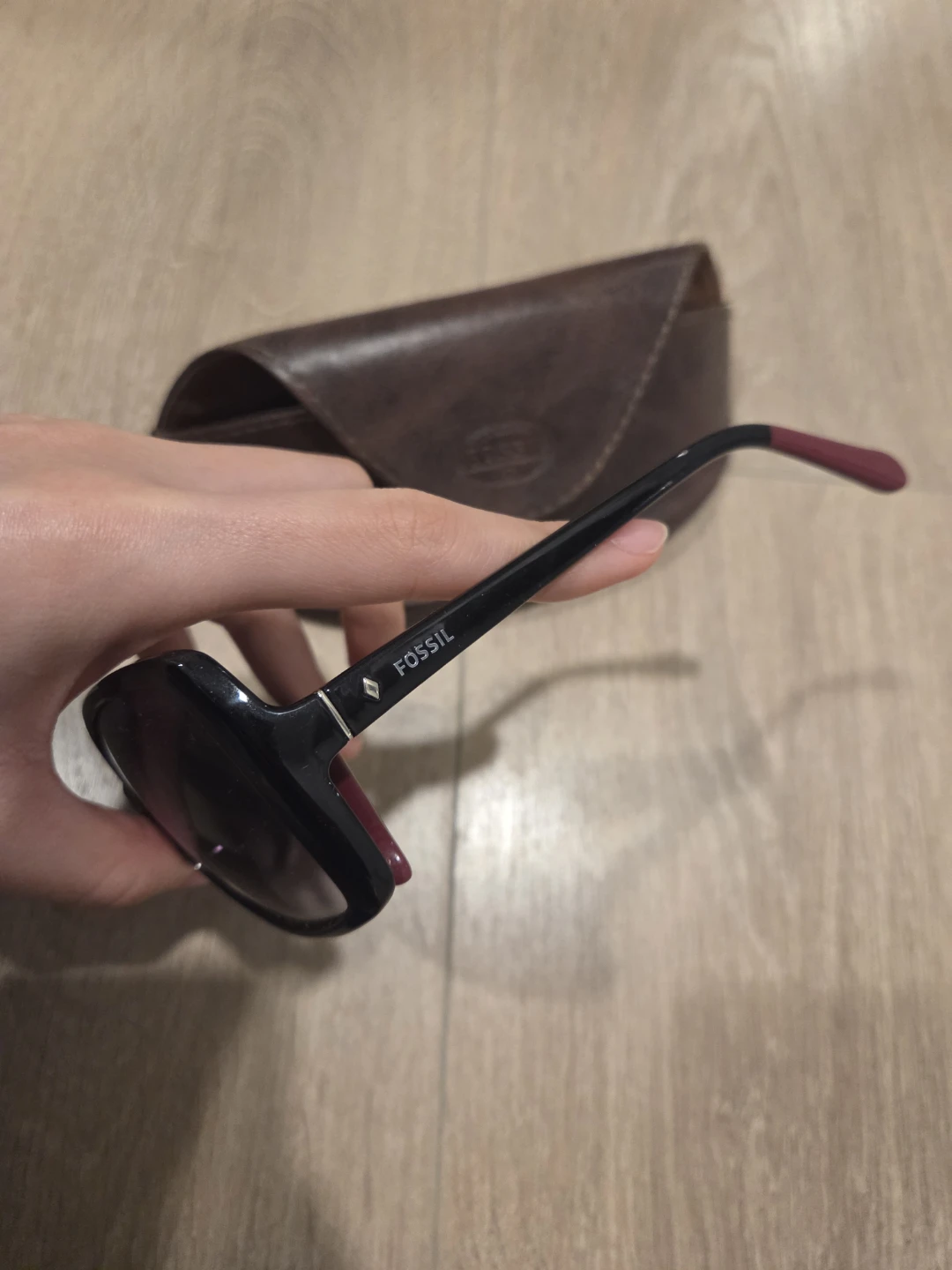 Fossil Women's Sunglasses - photo 2