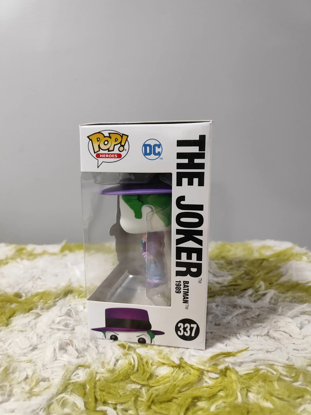 Funko Pop! Heroes Batman The Joker Vinyl Figure #337 - photo 4