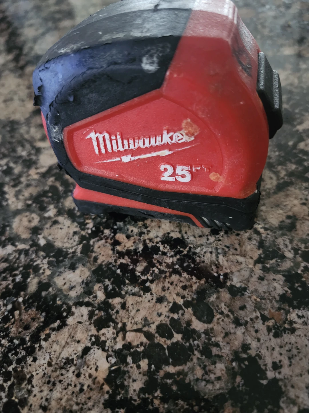 Milwaukee 25ft Tape Measure