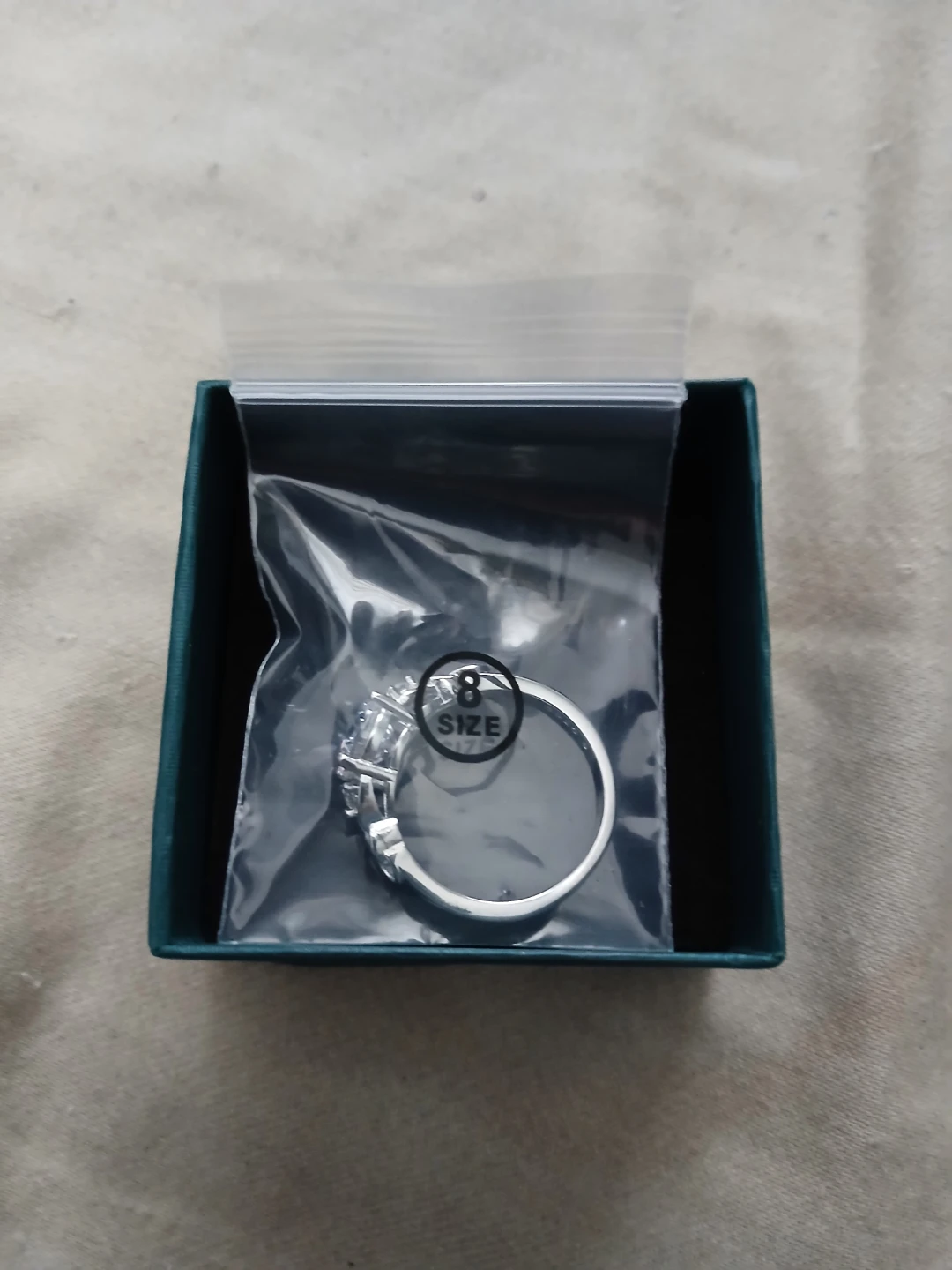 925 Silver And 2 Carat Moissanite Ring - photo 3