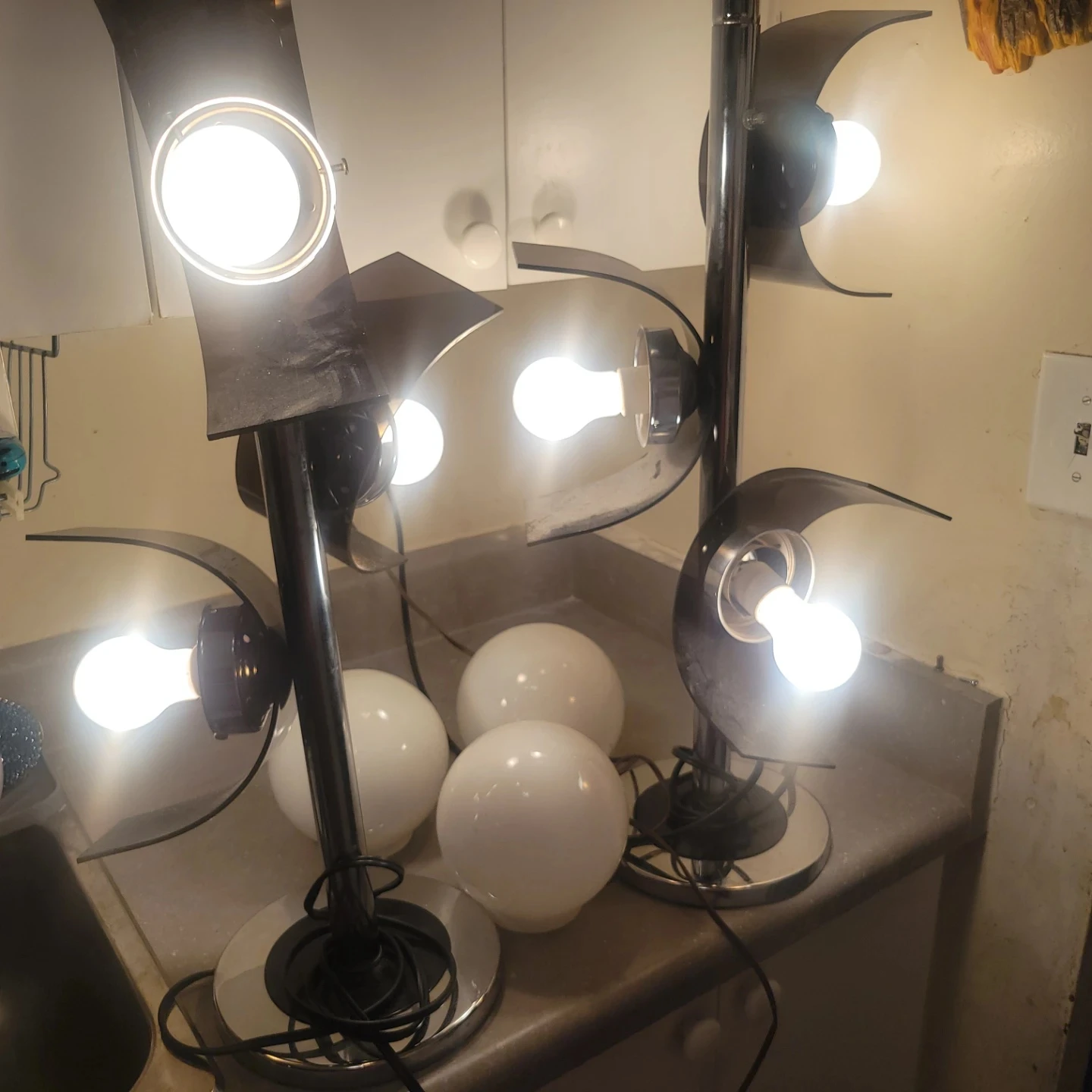 Pair of Mid-Century Modern Chrome Table Lamps - photo 5