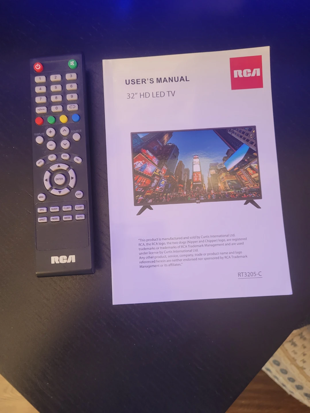 RCA 32" HD LED TV RT3205-C - photo 3