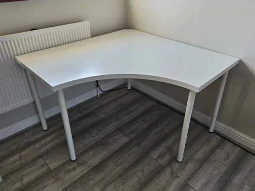 NEED GONE BY FRIDAY❗️ White Corner Desk
