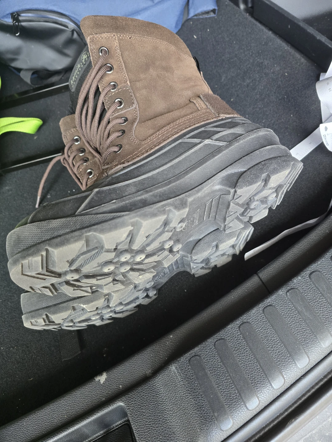 Kamik Winter Boots size 7 - photo 2