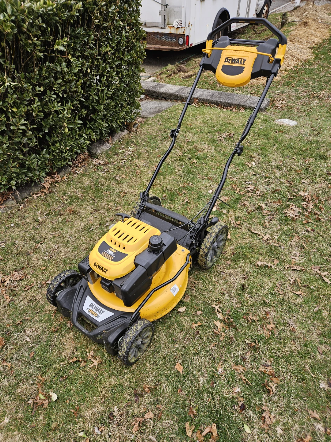 DeWalt 196cc RWD Push Mower - photo 3