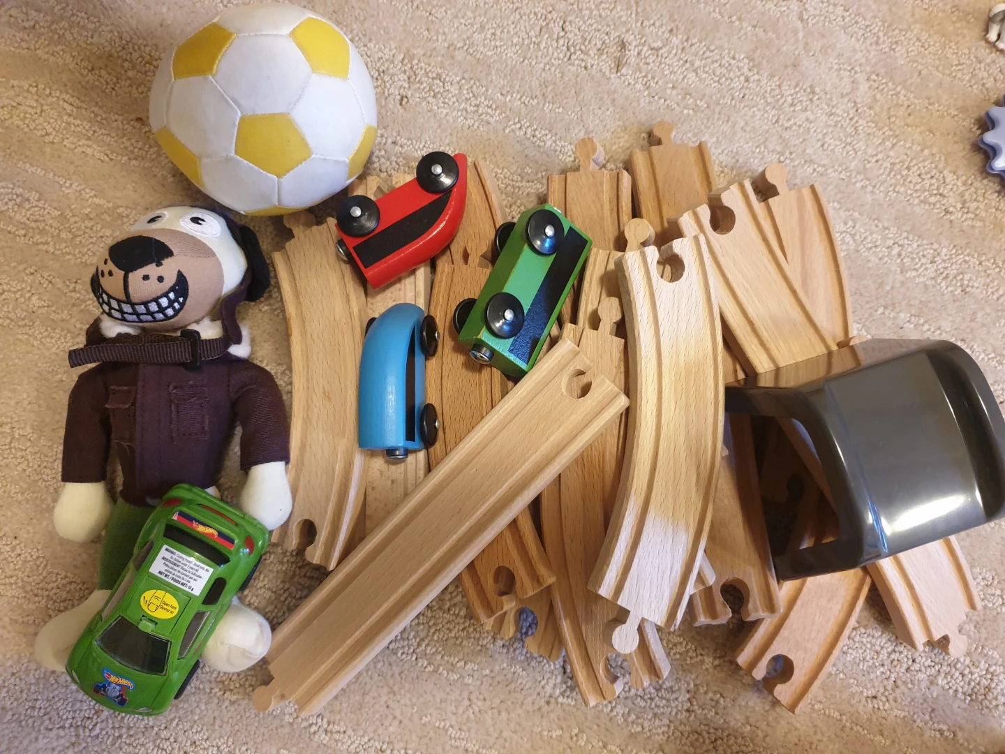Bundle of Kids' Toys: Soccer Balls & Train Track