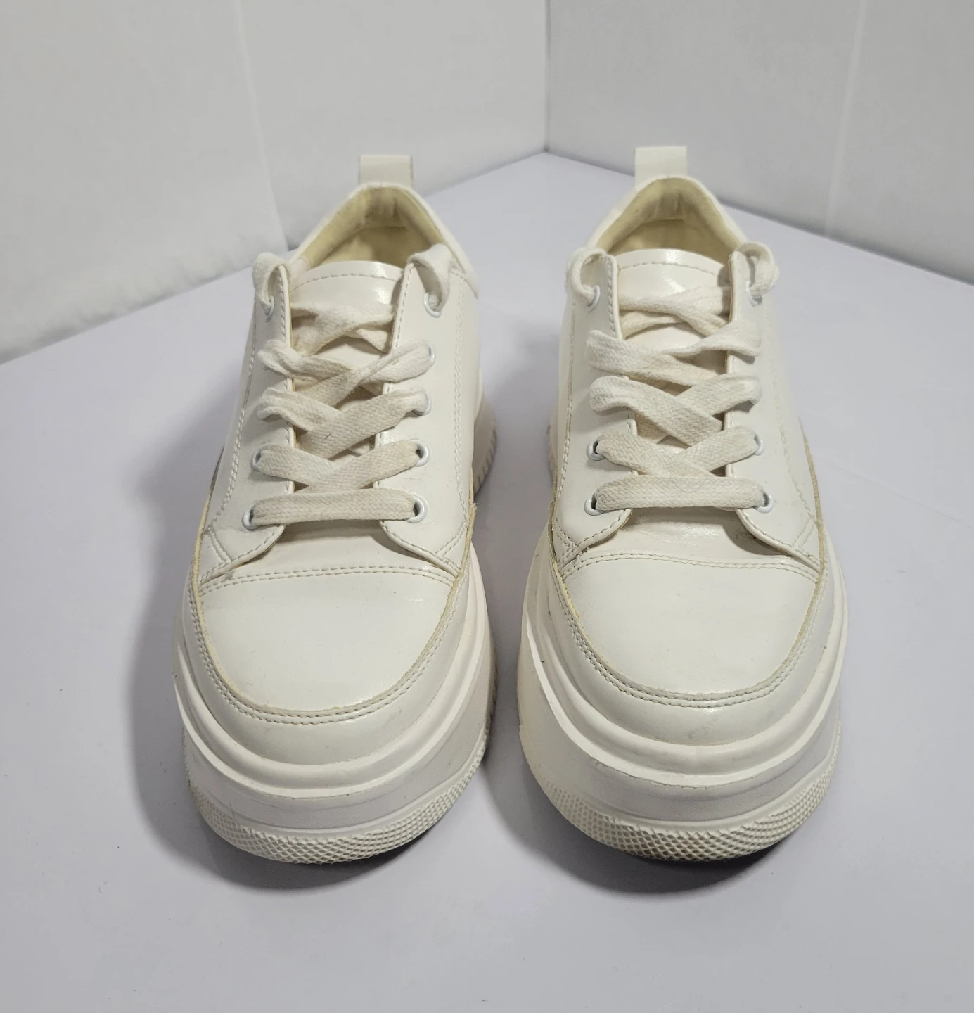 White Platform Sneakers, size 8 (60) - photo 2
