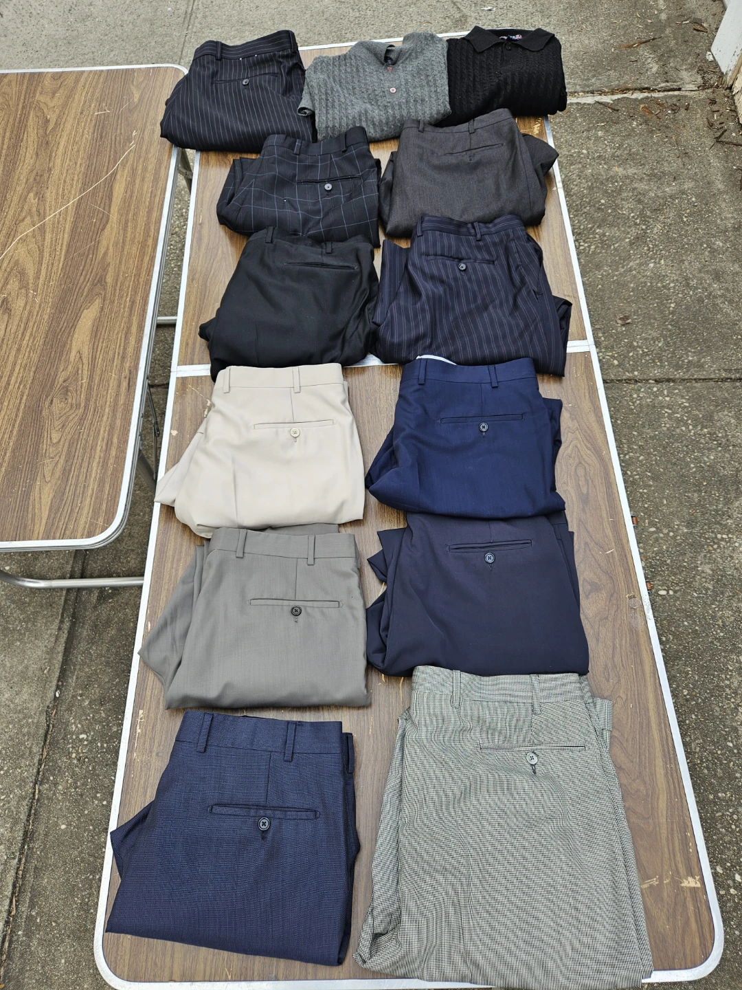 11 made in italy pants size 36 and 2 sweaters xlarge