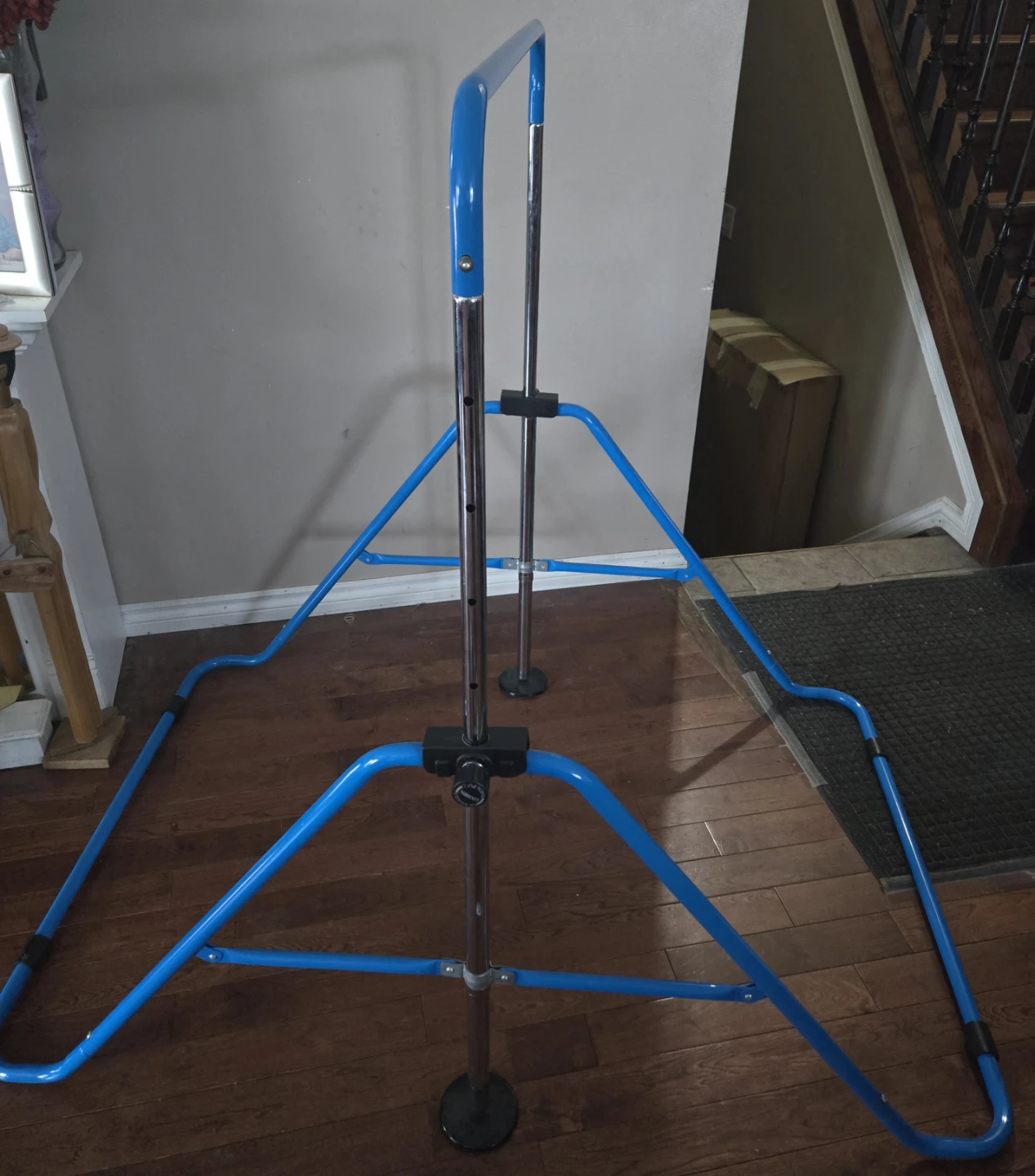 Adjustable Kids Gymnastics Bar - photo 2