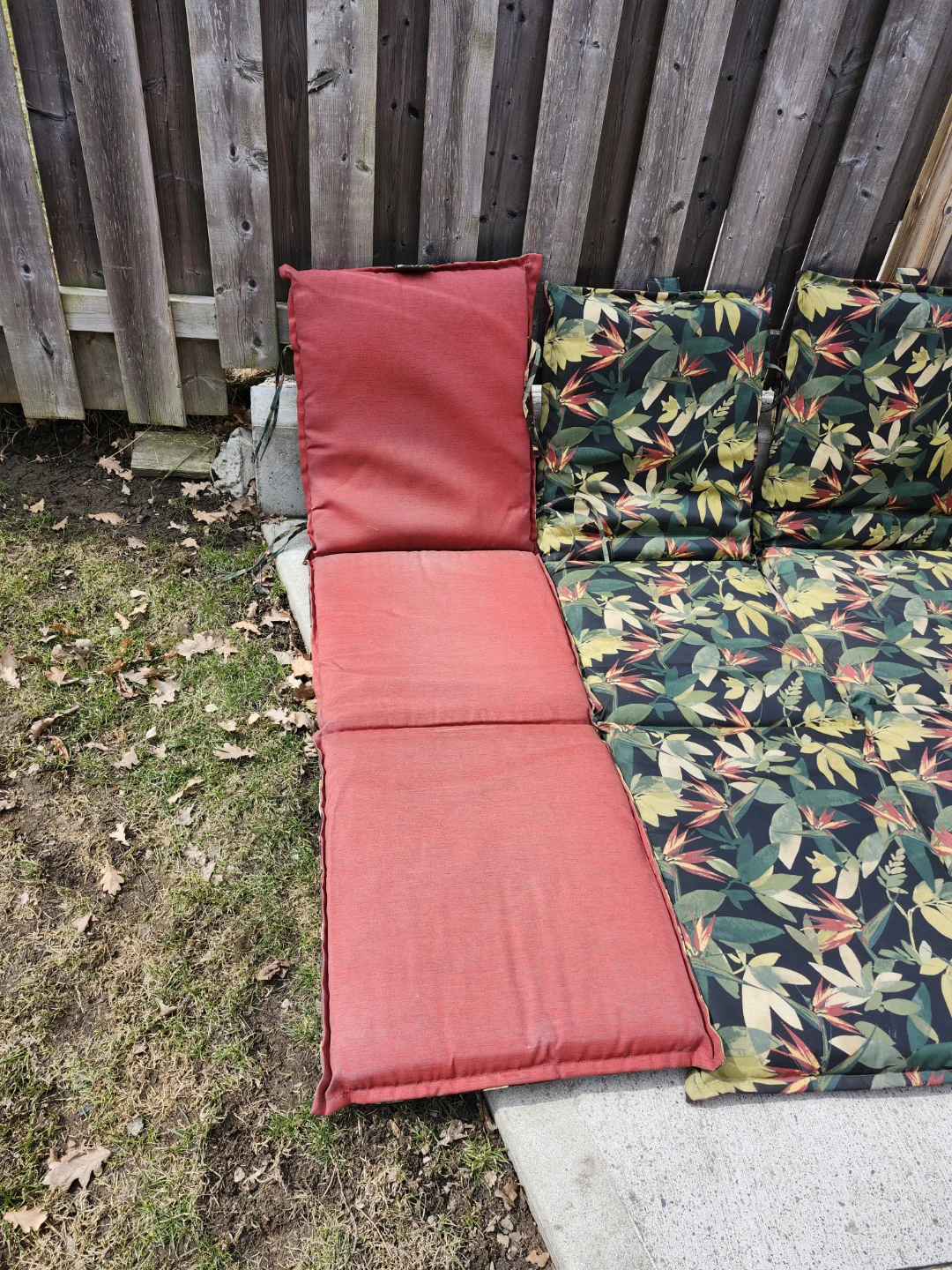 CHAISE LOUNGE CUSHIONS - photo 3