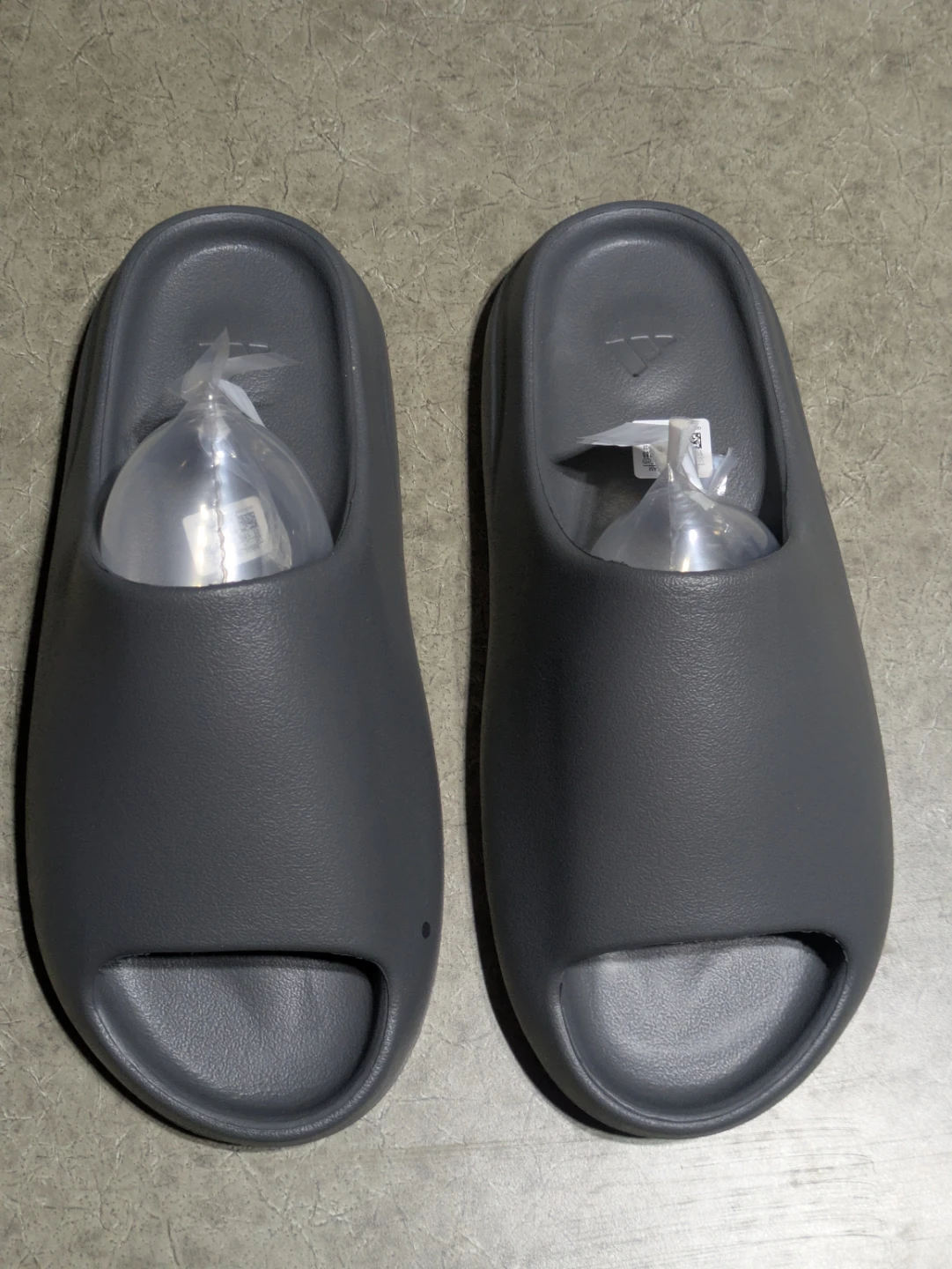 Adidas Yeezy Slides
