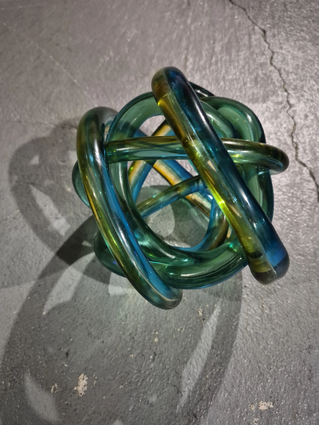 Set of 2 Blue and Green Glass Knot Sculptures - photo 2