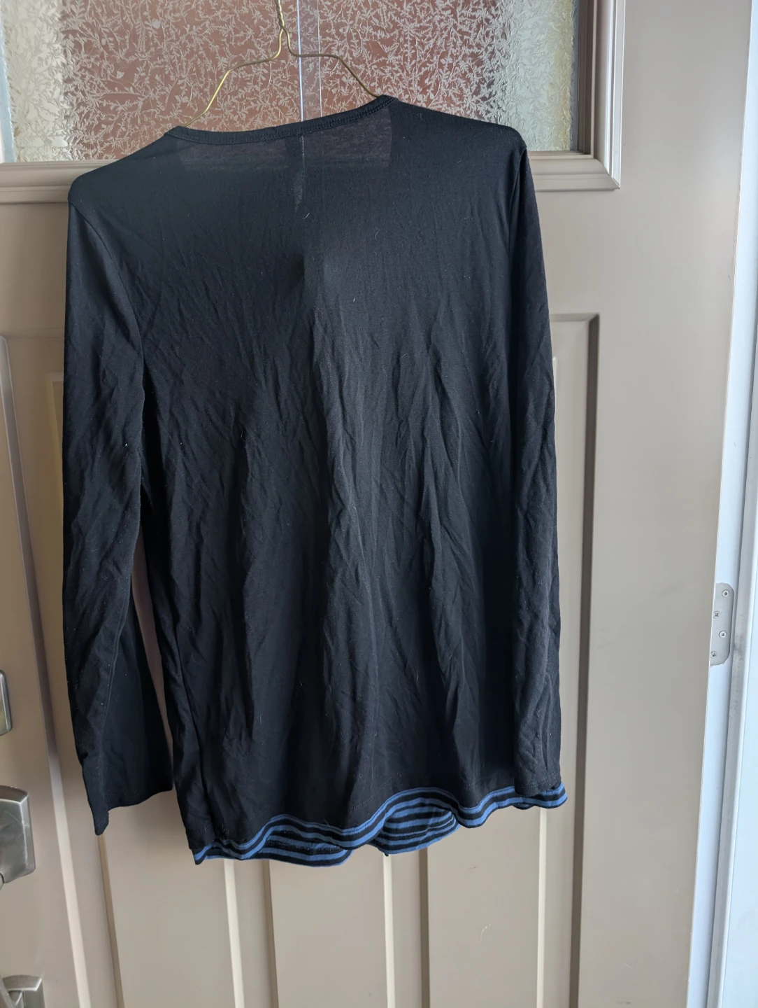 Womens sz med Thyme Maternity shirt - photo 2