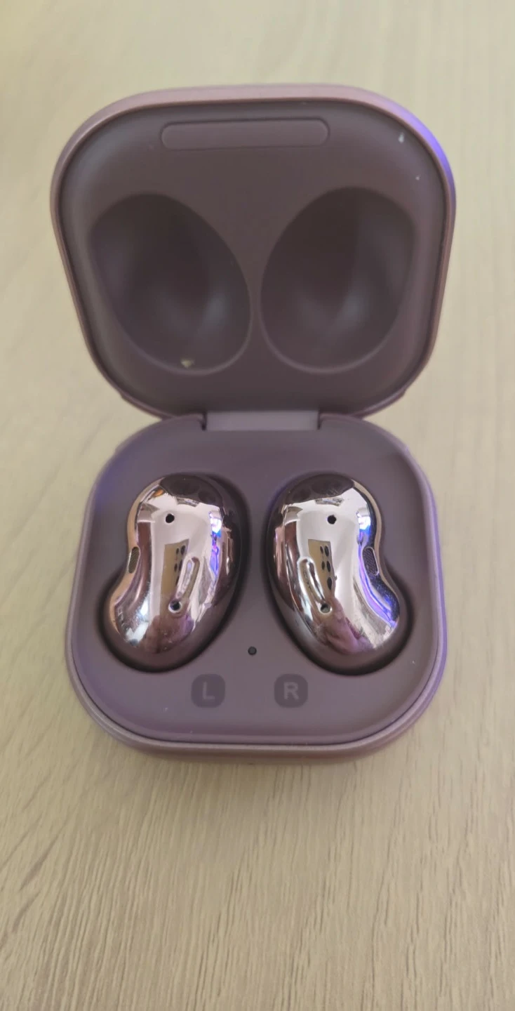 Samsung Galaxy Buds Live Wireless Earbuds - photo 2
