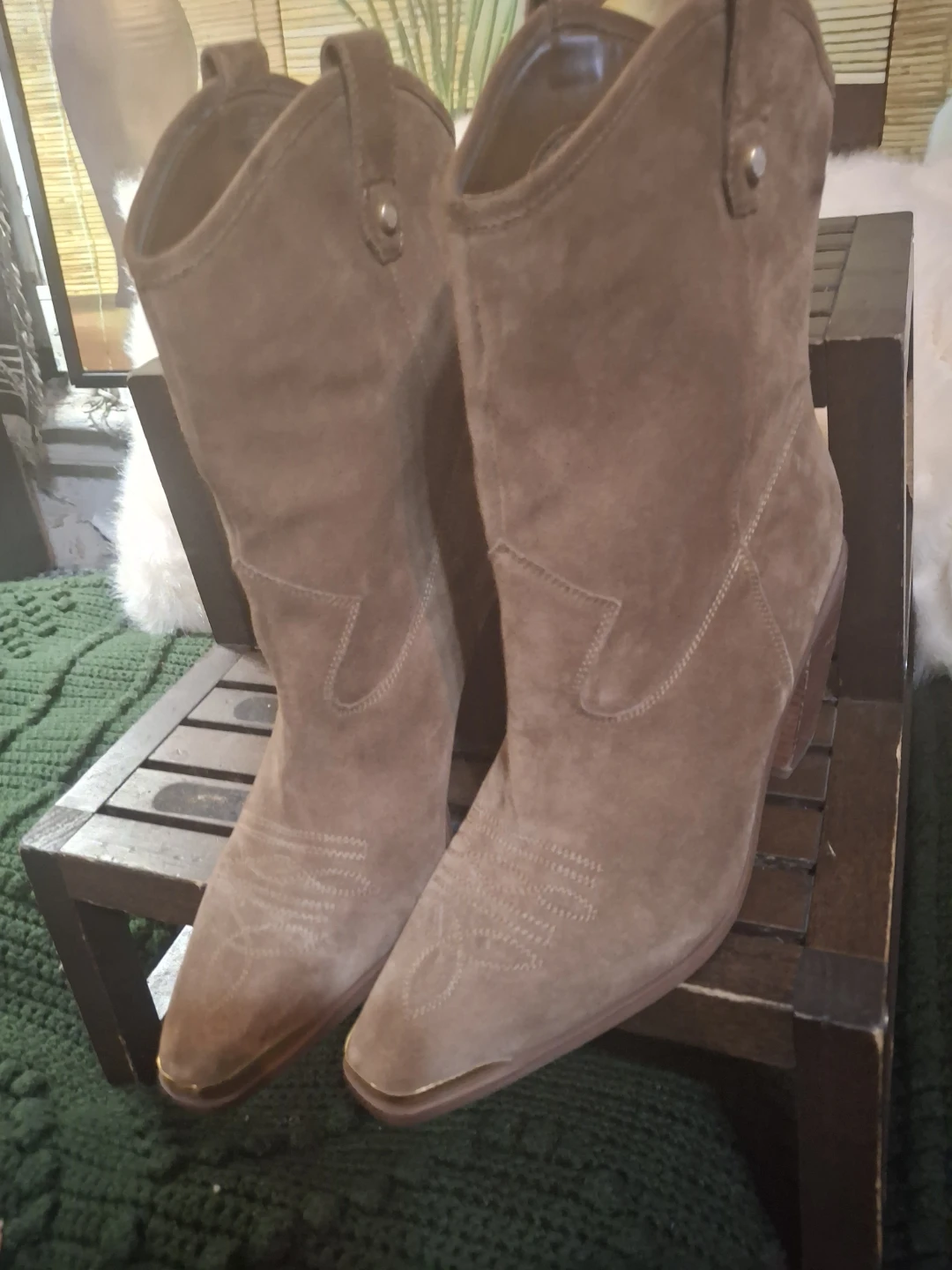 Ladies mid calve high heel western boots - photo 2