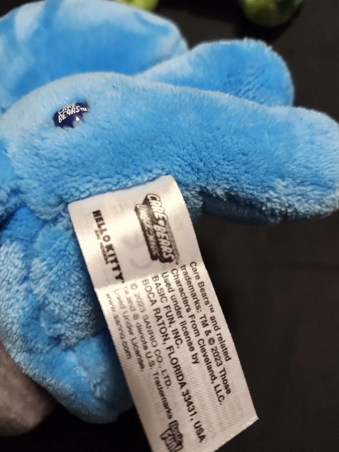 $10 care bear hello kitty 6" - photo 3